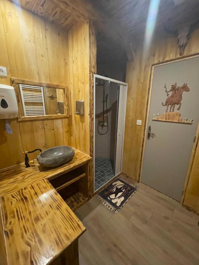 Gite Du Vieux Bourg Le Vieux Bourg  Экстерьер фото